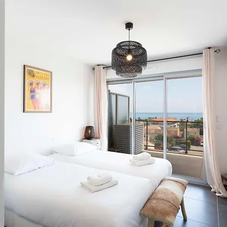 Holiday home Les Cigales *